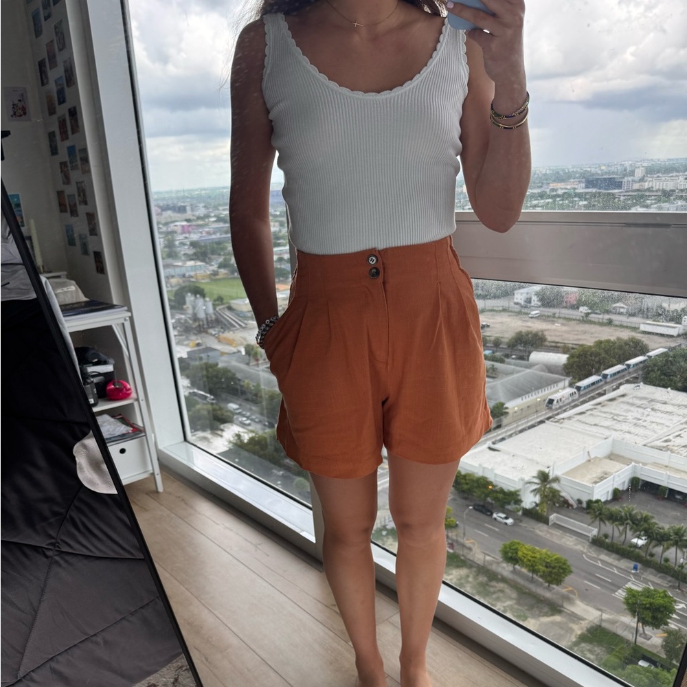 H&M High Waist Rust Shorts